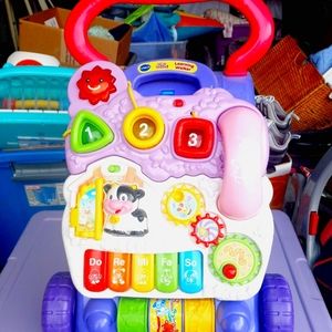 VTech walker and detachable activity pad